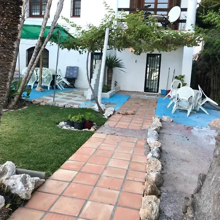 Apartment Casa-h -pequeno Conjunto Casas Adosados